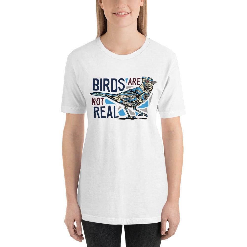 Birds are not real - Basic T-Shirt