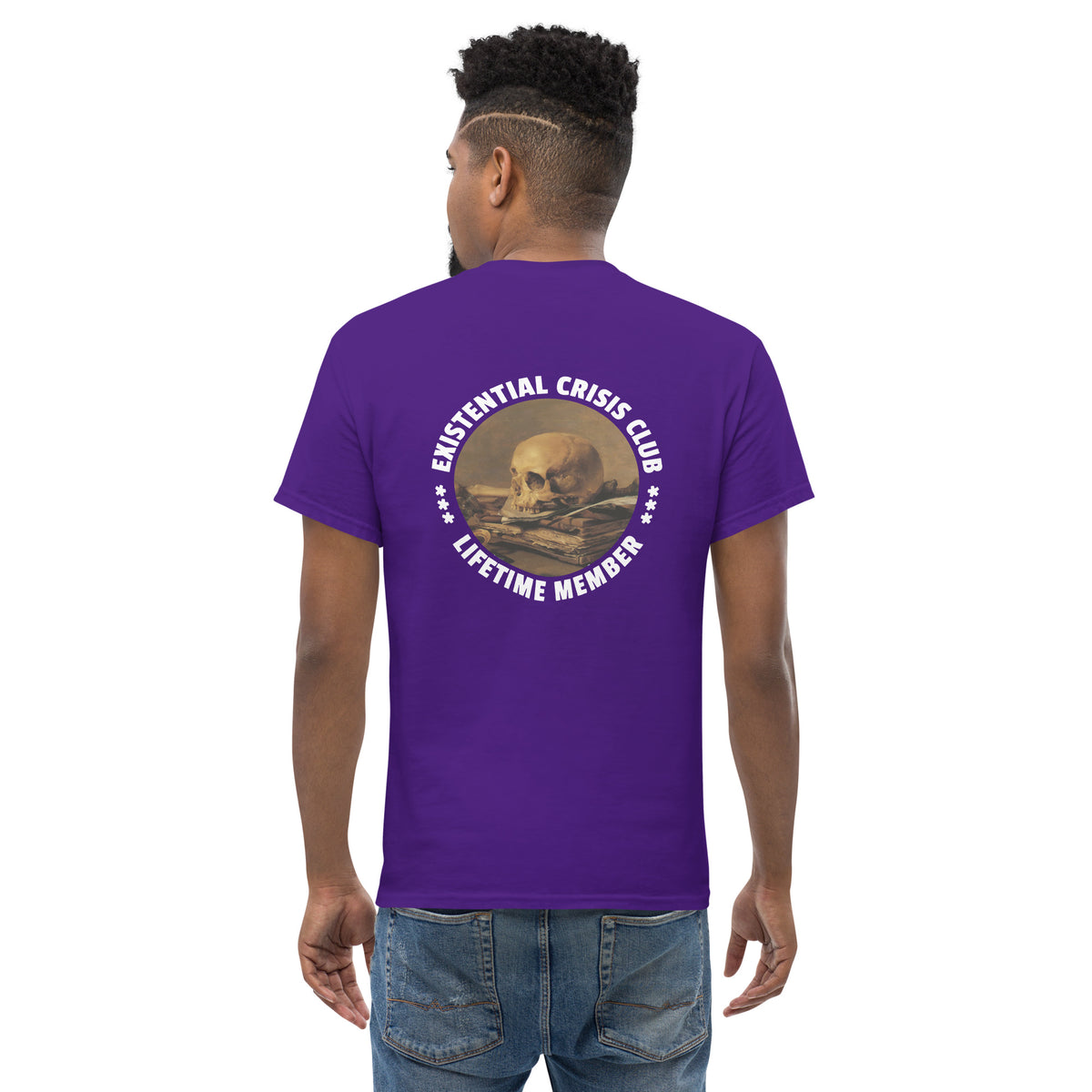 Existential Crisis Club – Lebenslanges Mitglied – Rückseitiger Aufdruck – Unisex Classic T-Shirt  The Philosopher's Shirt