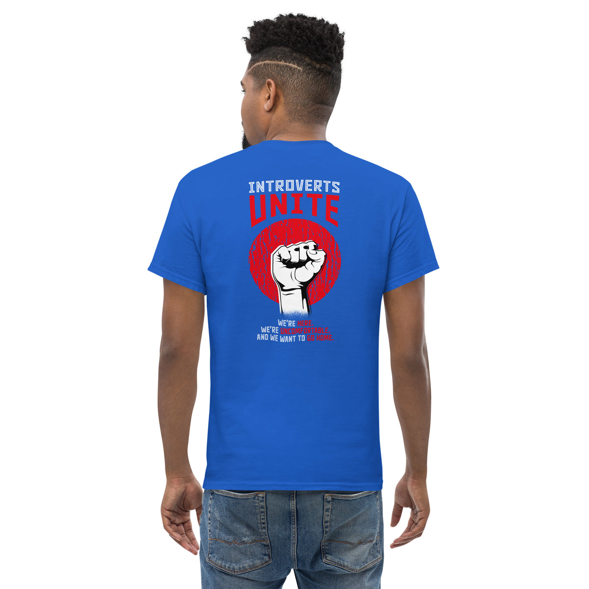 Introvertierte, vereinigt euch! – Rückseitiger Aufdruck – Unisex Classic T-Shirt  The Philosopher's Shirt