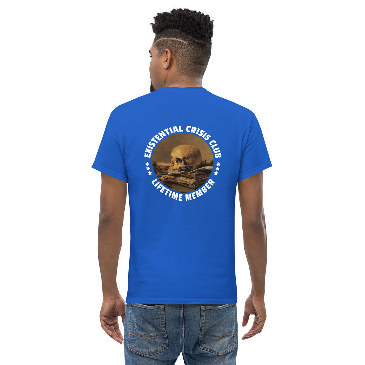 Existential Crisis Club – Lebenslanges Mitglied – Rückseitiger Aufdruck – Unisex Classic T-Shirt  The Philosopher's Shirt