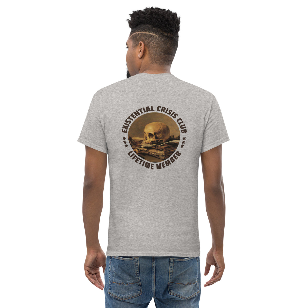 Existential Crisis Club – Lebenslanges Mitglied – Rückseitiger Aufdruck – Unisex Classic T-Shirt  The Philosopher's Shirt