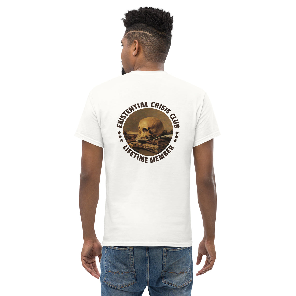 Existential Crisis Club – Lebenslanges Mitglied – Rückseitiger Aufdruck – Unisex Classic T-Shirt  The Philosopher's Shirt